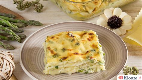 Lasagne con asparagi e salsiccia