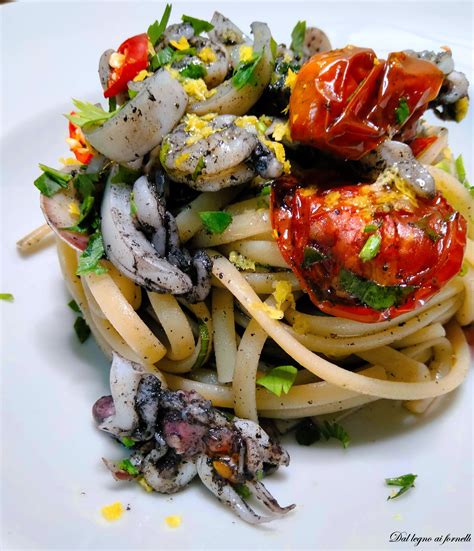 Linguine con Seppioline e Pomodorini
