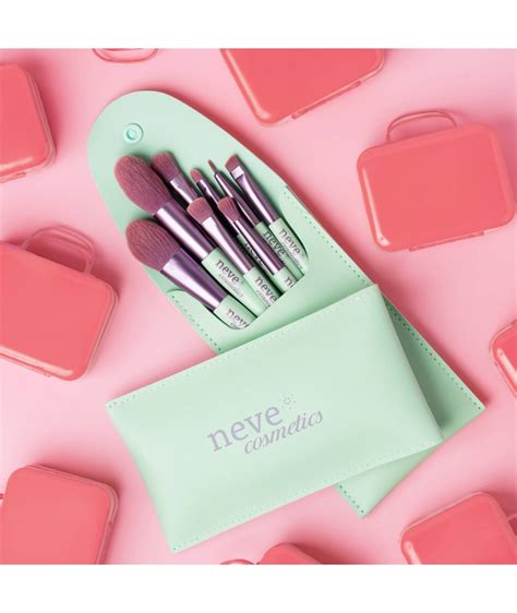 Make-up Neve Cosmetics