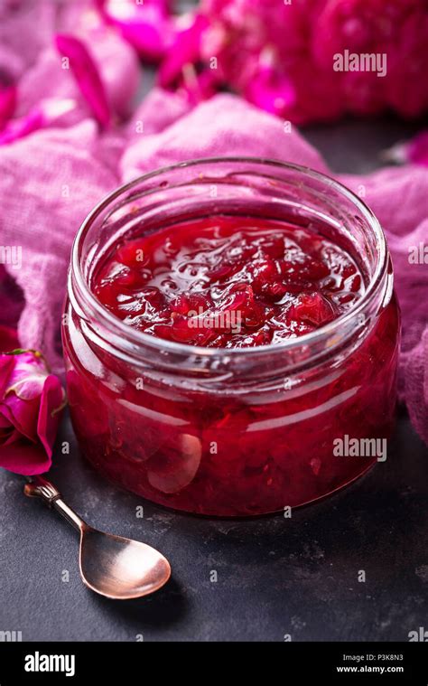 Marmellata di petali di rosa