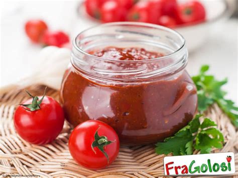 Marmellata di pomodori rossi