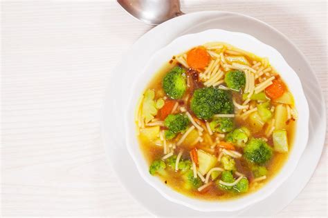 Minestra di broccoli e pasta