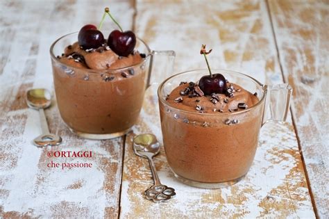 Mousse al cioccolato vegana