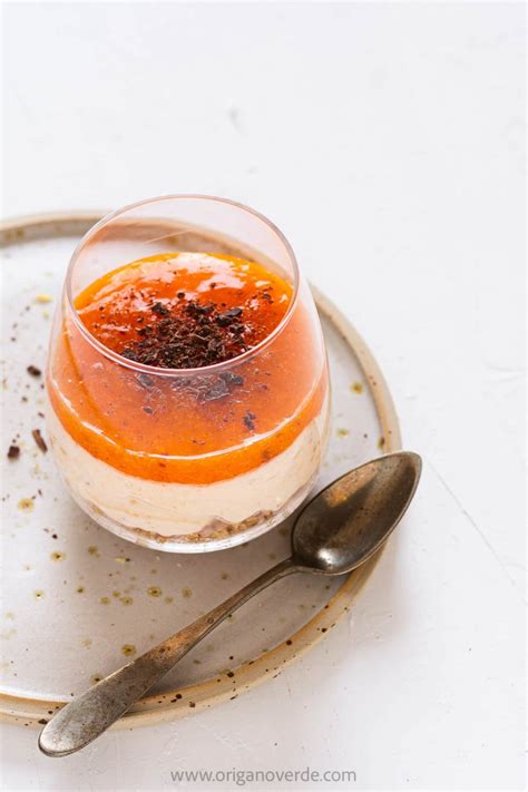 Mousse di Cachi e Amaretti