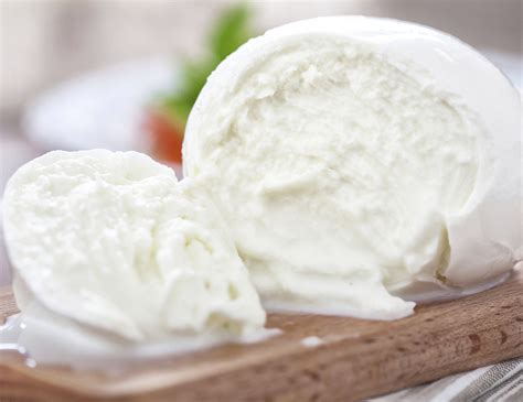 Mozzarella di Bufala Campana