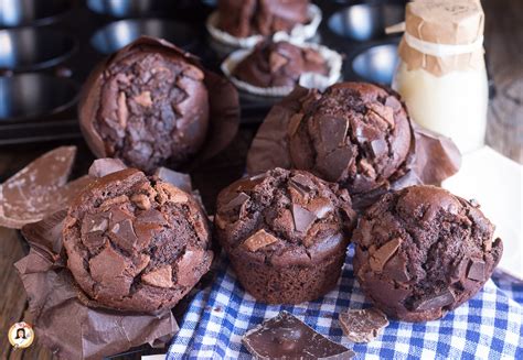 Muffin con cioccolato delle uova di Pasqua