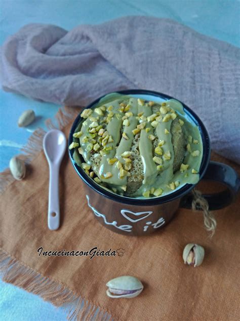 Mug Cake con pistacchio