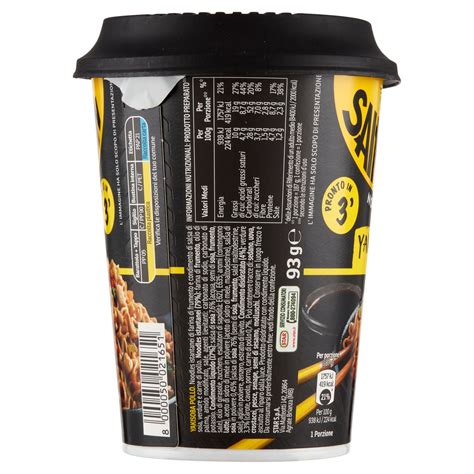 Noodles in bicchiere