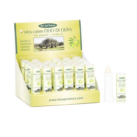 Olio d'oliva per labbra secche