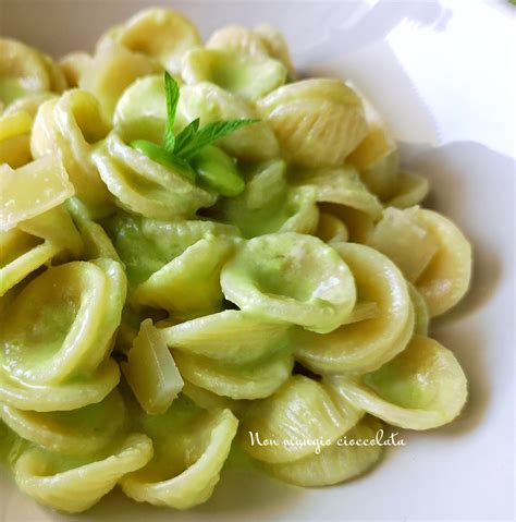 Orecchiette con Fave