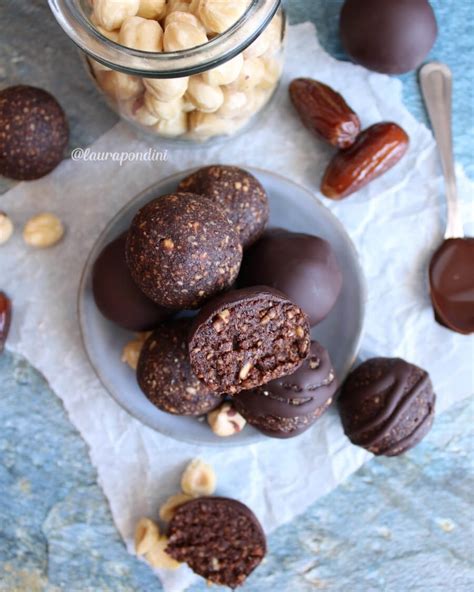 Palline di Datteri e Cacao