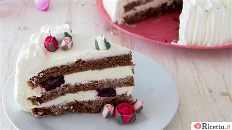 Pan di Spagna farcito