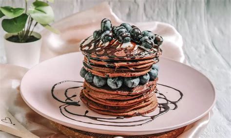 Pancake Proteici al Cioccolato Decorati