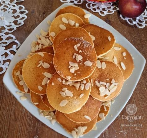 Pancake alle Mandorle con Guarnizioni