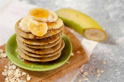 Pancake proteici avena e banana pronti da servire