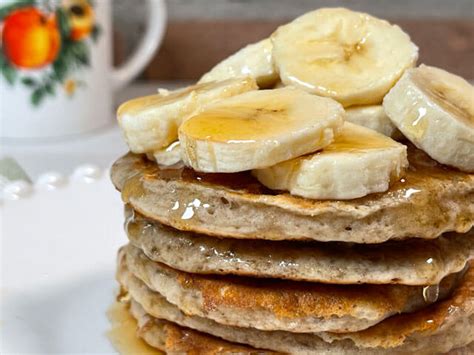 Pancake vegani senza glutine, uova e lattosio