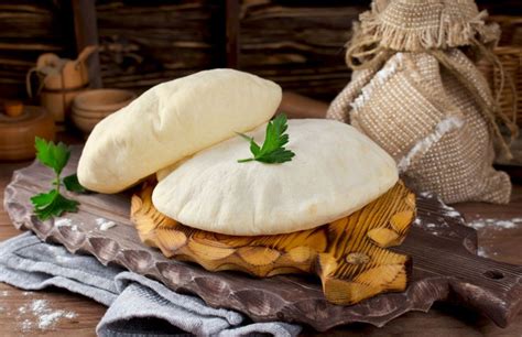 Pane Arabo Farcito