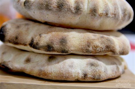 Pane arabo fatto in casa