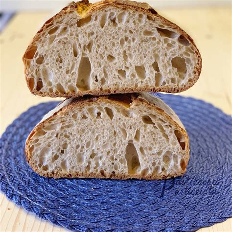 Pane di farro con lievito madre