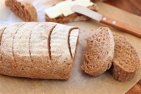 Pane di segale fatto in casa