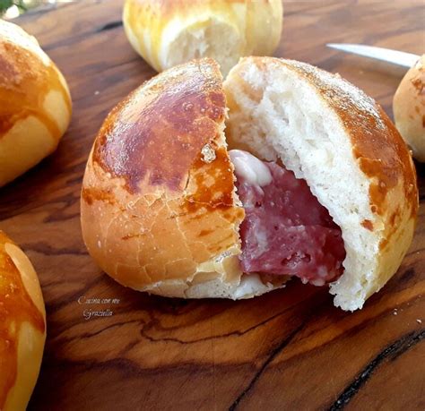 Panini al latte ripieni