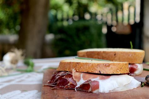 Panino con Cinta Senese