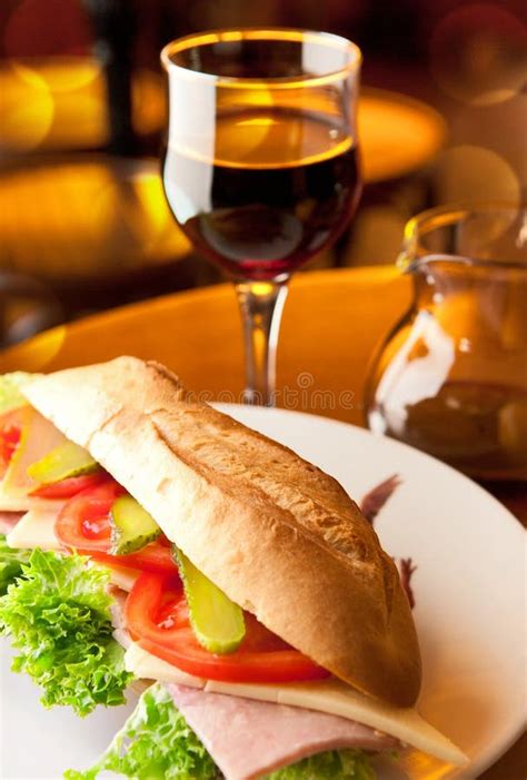 Panino e vino