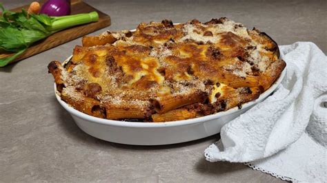 Pasta 'ncasciata al forno