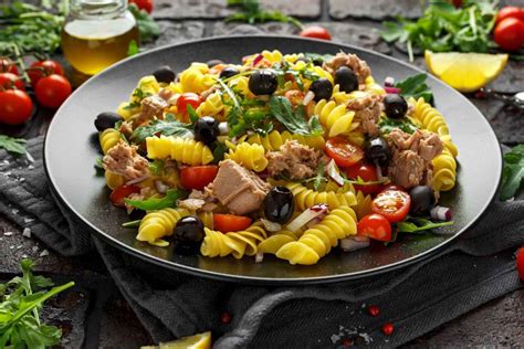 Pasta Fredda con Tonno e Verdure