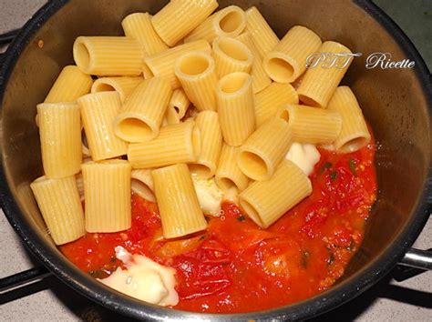 Pasta Gorgonzola e Pomodorini