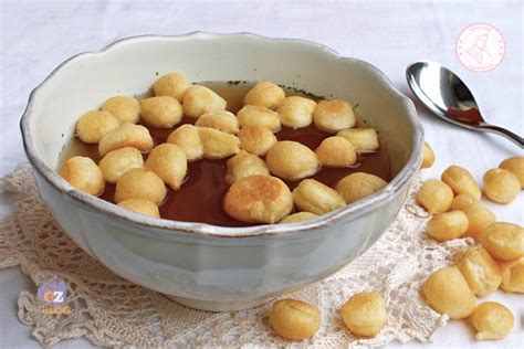 Pasta Reale in Brodo