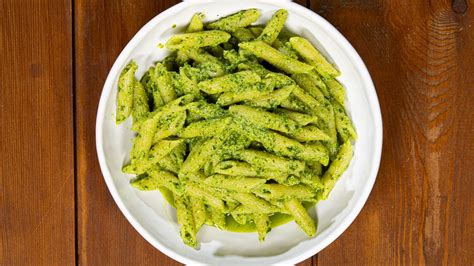 Pasta al Pesto di Prezzemolo
