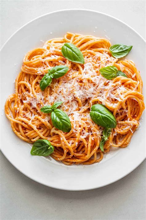 Pasta al Pomodoro con Basilico