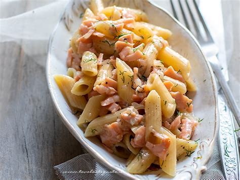 Pasta al Salmone con Funghi