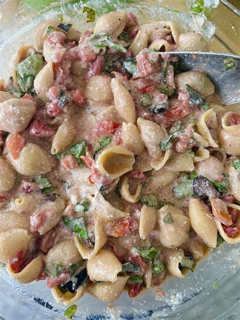 Pasta alla Checca con Burrata