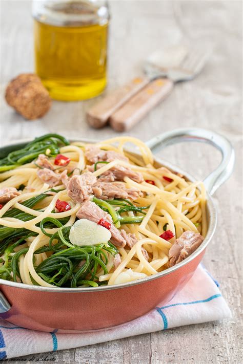 Pasta con Agretti e Tonno