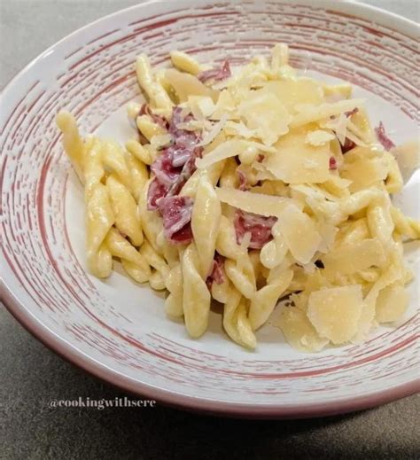 Pasta con Bresaola e Panna