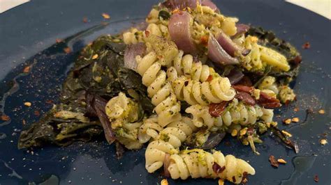 Pasta con Broccoli alla Catanese