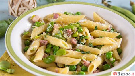 Pasta con Fave e Pancetta