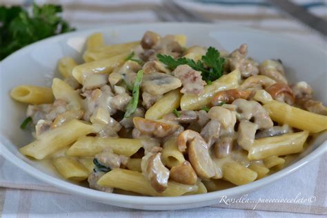 Pasta con Funghi e Stracchino