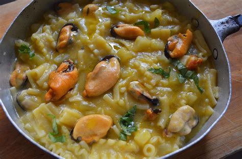 Pasta con Patate e Cozze