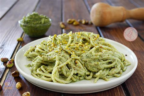 Pasta con Pesto di Pistacchi e Limone