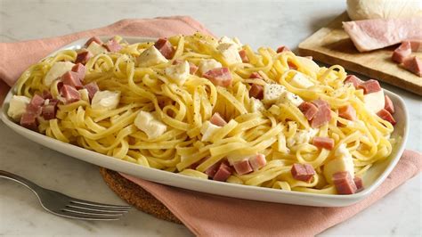 Pasta con Prosciutto Cotto e Parmigiano Variante