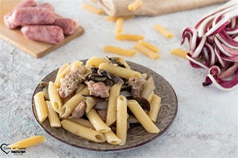 Pasta con Radicchio e Salsiccia
