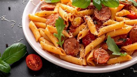 Pasta con Salame