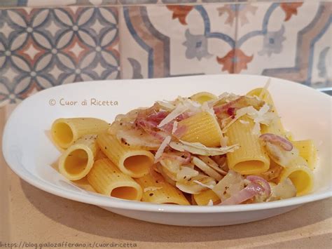Pasta con Topinambur, Limone e Salvia