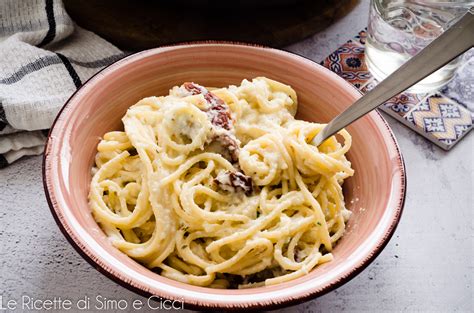 Pasta con crema di cavolfiore