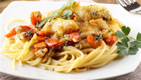 Pasta con merluzzo e capperi