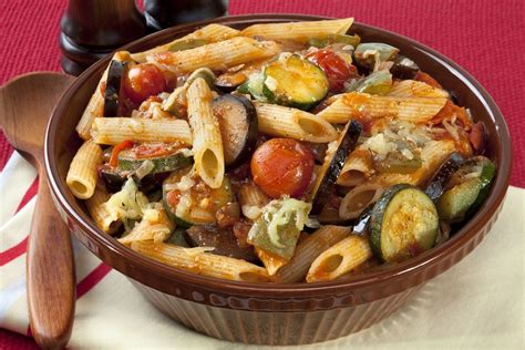 Pasta con verdure trifolate