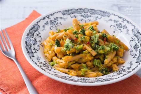 Pasta di legumi con verdure